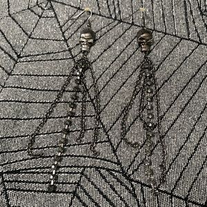 Skull Chain Dangle Earrings